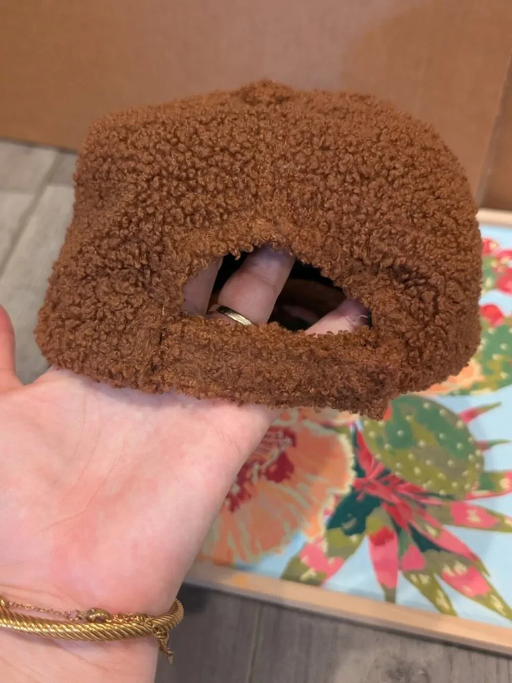 Brown Sherpa Teddy Fleece Baseball Cap Cozy, Unbranded, Like New